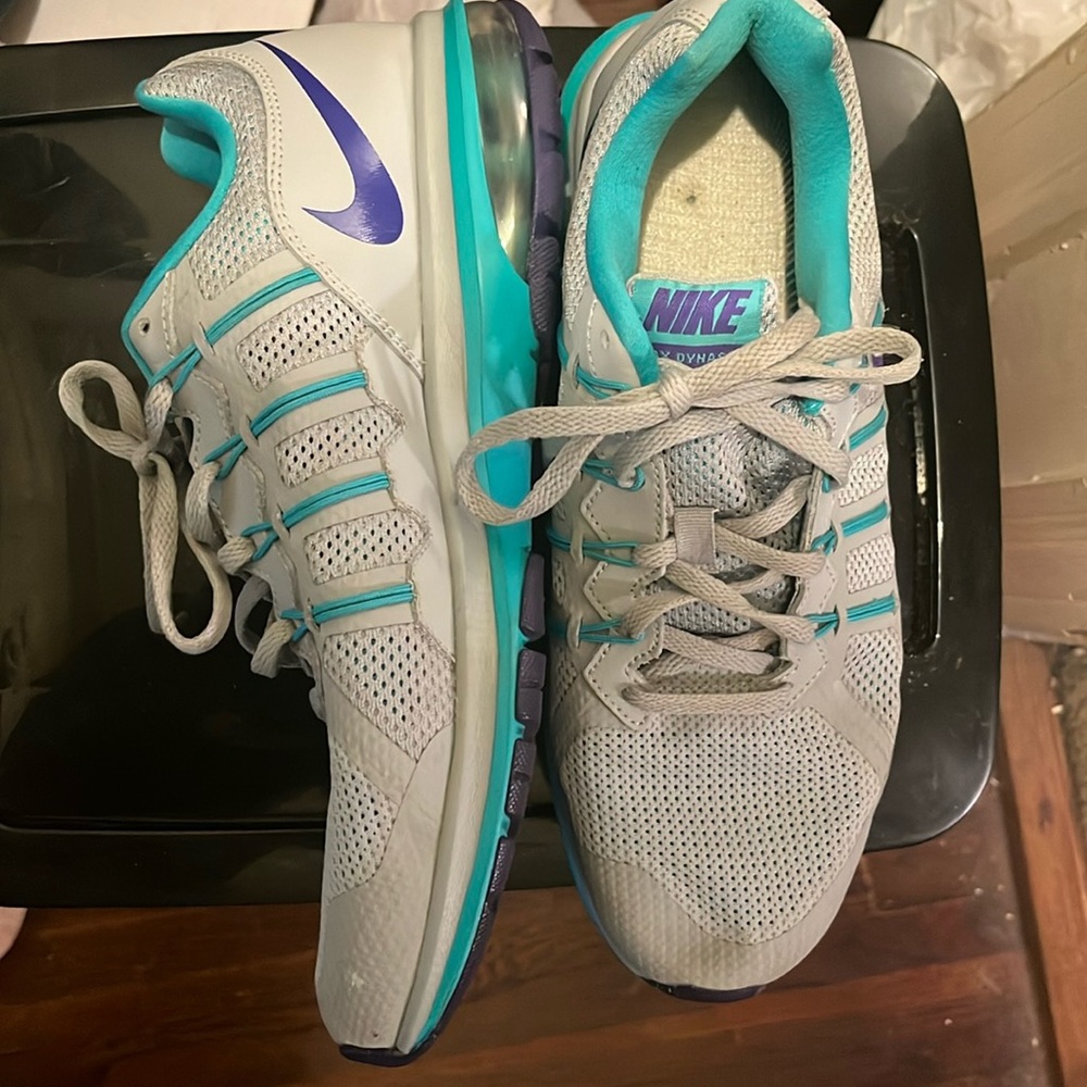 Nike Max Dynasty